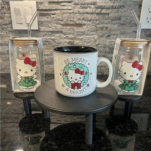 Hello Kitty Glass Tumbler with Lid and Straw